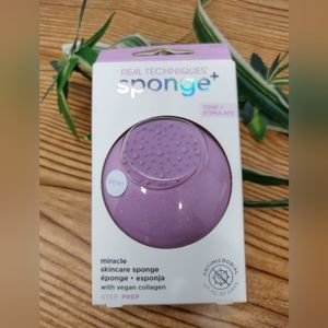 Real Techniques Miracle Skincare Sponge Tone + Stimulate Step Prep, New